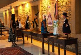 16/04/2012 - Exposição História Vestido na França